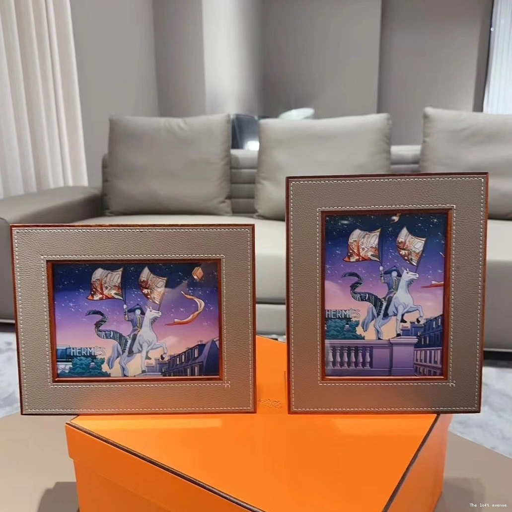 PICTURE FRAME LEATHER HERMES 0804